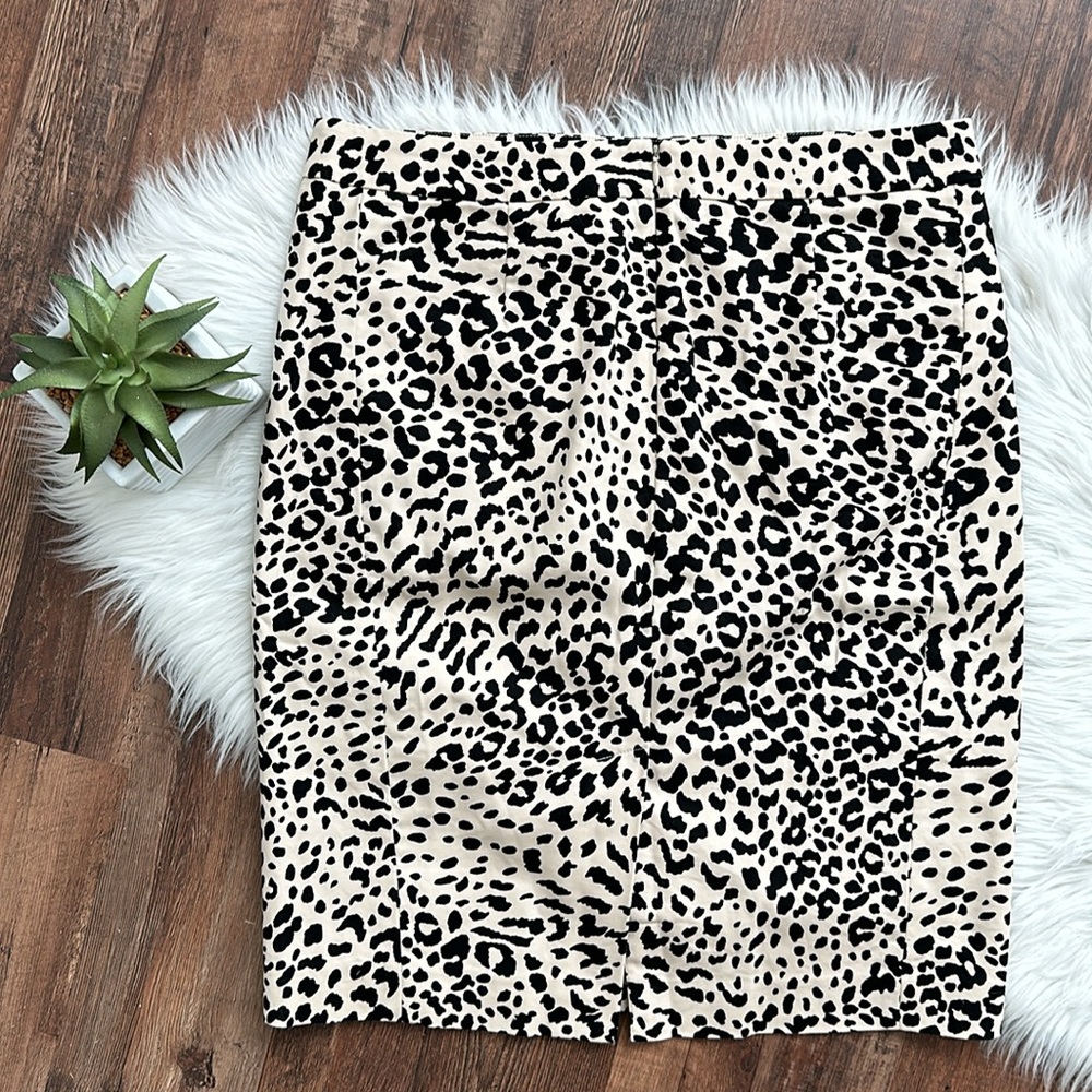 LOFT | Cheetah Print Skirt | Cream | Size 12 - Picture 2 of 11